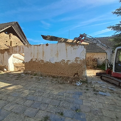 Odstranění starých trámů