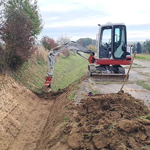 Čištění příkopu